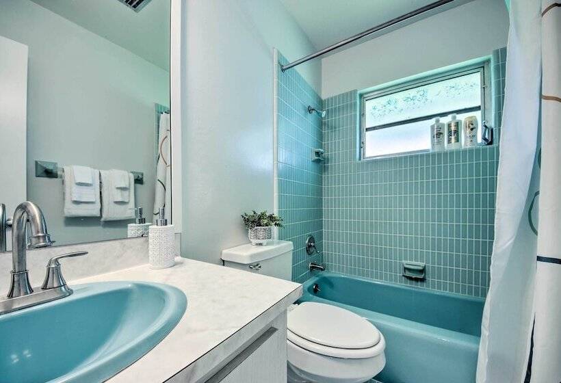 Port Charlotte Retreat ~ 4 Mi To Beach Park!