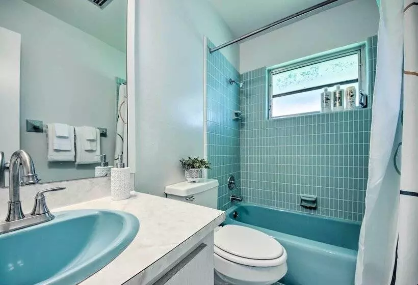 Port Charlotte Retreat ~ 4 Mi To Beach Park!
