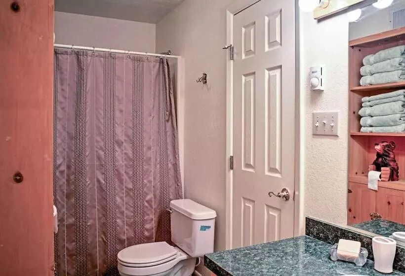 Quiet Ruidoso Hideaway   2 Mi To Grindstone Lake!