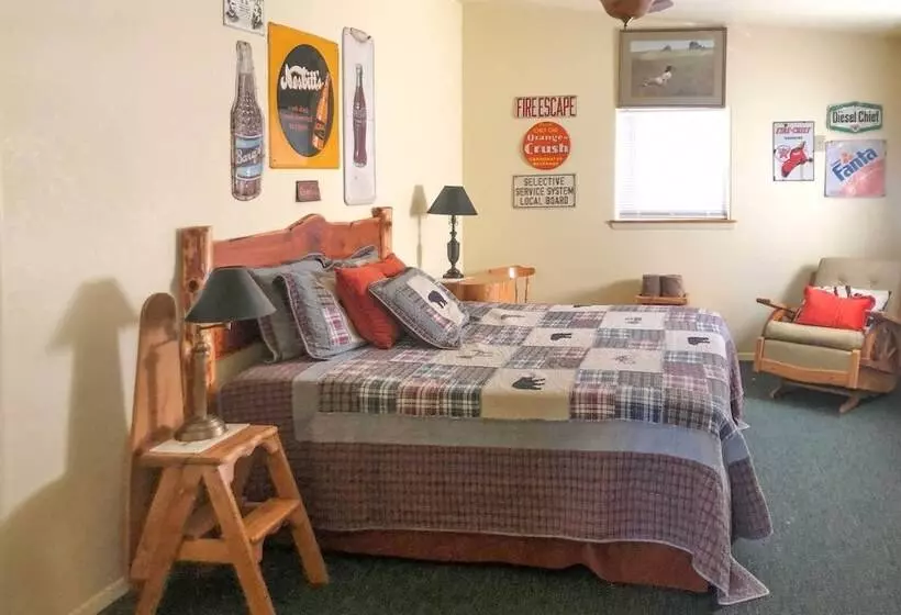 Quiet Ruidoso Hideaway   2 Mi To Grindstone Lake!