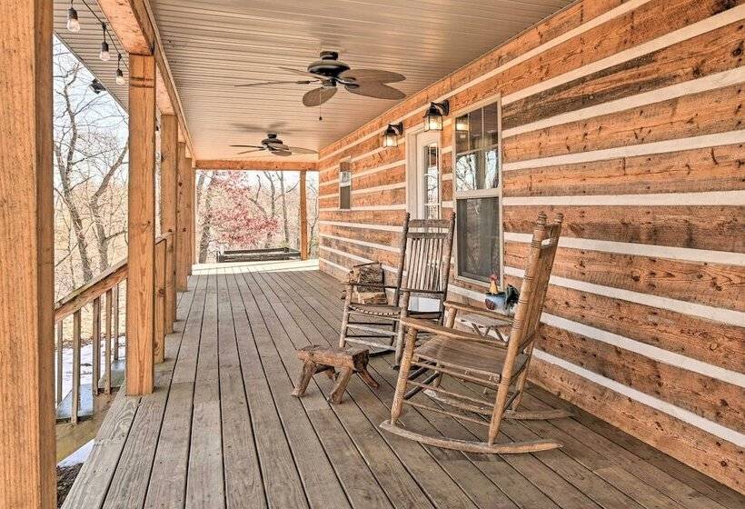 Quiet & Secluded Berea Cabin On 70 Acre Farm!