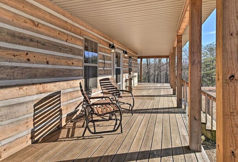 Quiet & Secluded Berea Cabin On 70 Acre Farm!
