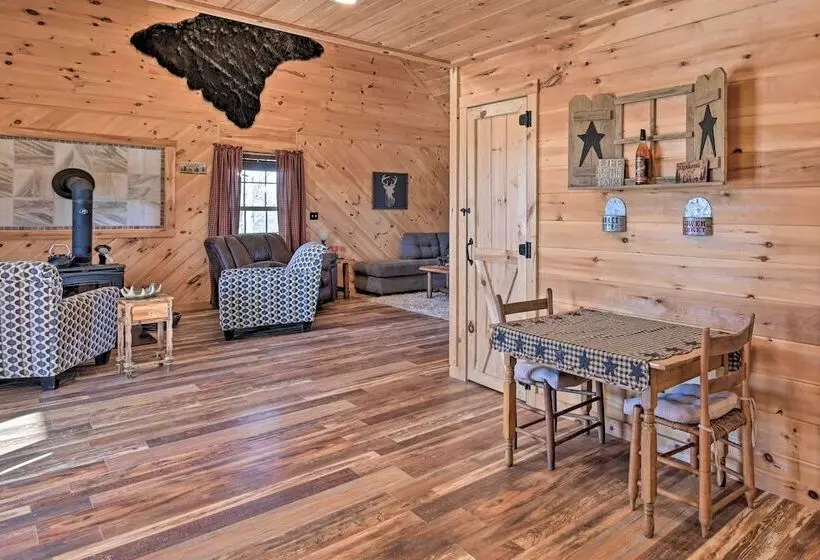 Quiet & Secluded Berea Cabin On 70 Acre Farm!