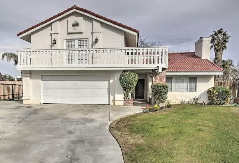 Renovated Bakersfield Home W/ Private Yard!
