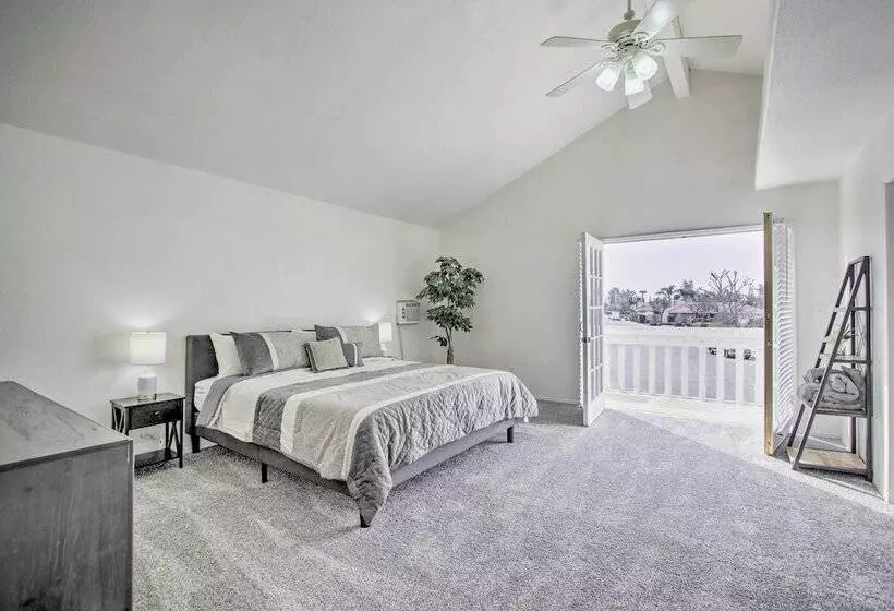 Renovated Bakersfield Home W/ Private Yard!