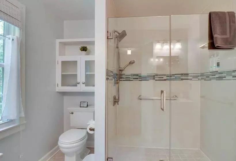 Rural And Spacious Virginia Home On ~ 2 Acres!