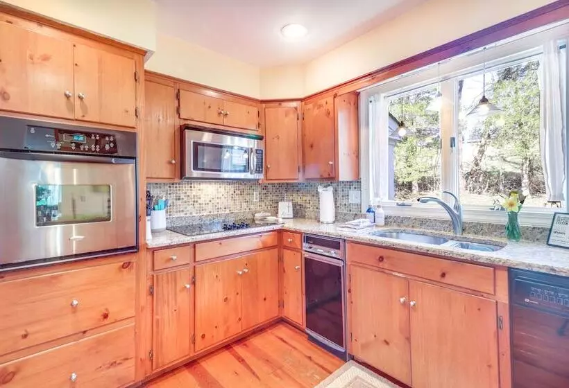 Rural And Spacious Virginia Home On ~ 2 Acres!