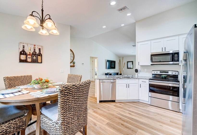 Sebring Sand Trap Home Swim & Golf!