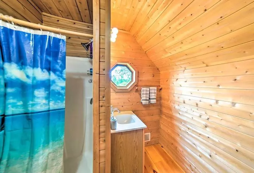 Secluded Lake Michigan Home: Private Fire Pit