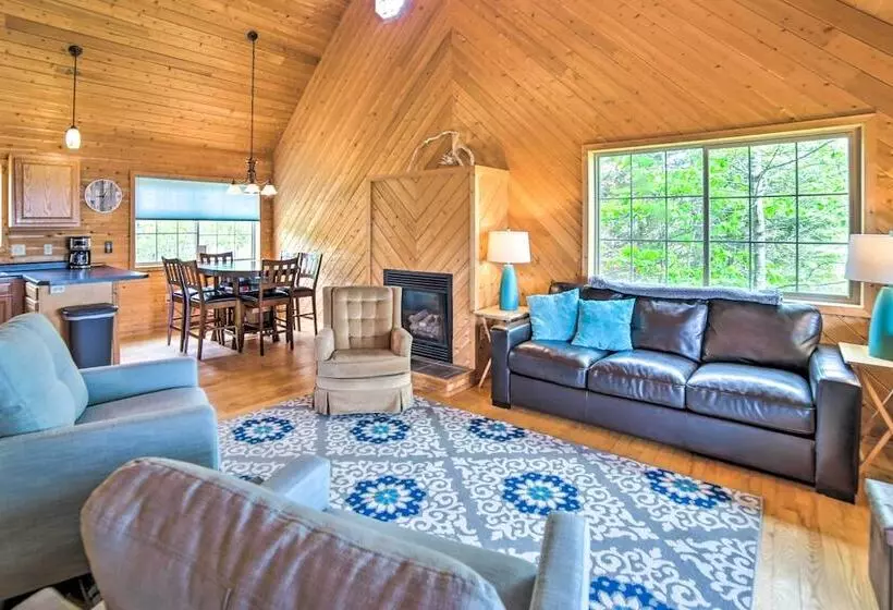 Secluded Lake Michigan Home: Private Fire Pit