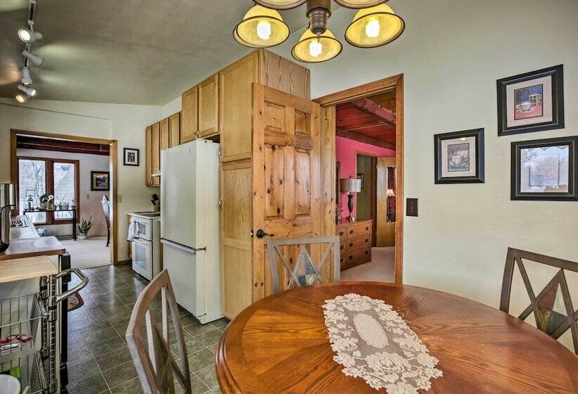 Serene Creekside Sheridan Getaway: Mountain Views!