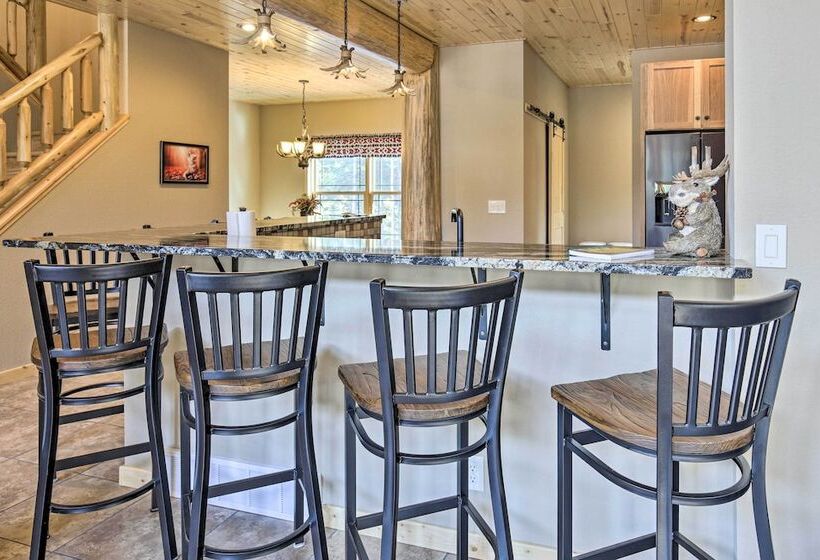 Spacious Hurley Home W/ Game Room Near Lakes