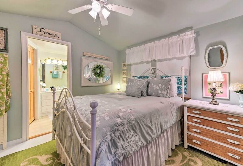 Smoky Mountain Cottage W/ Lanai & Mtn Views