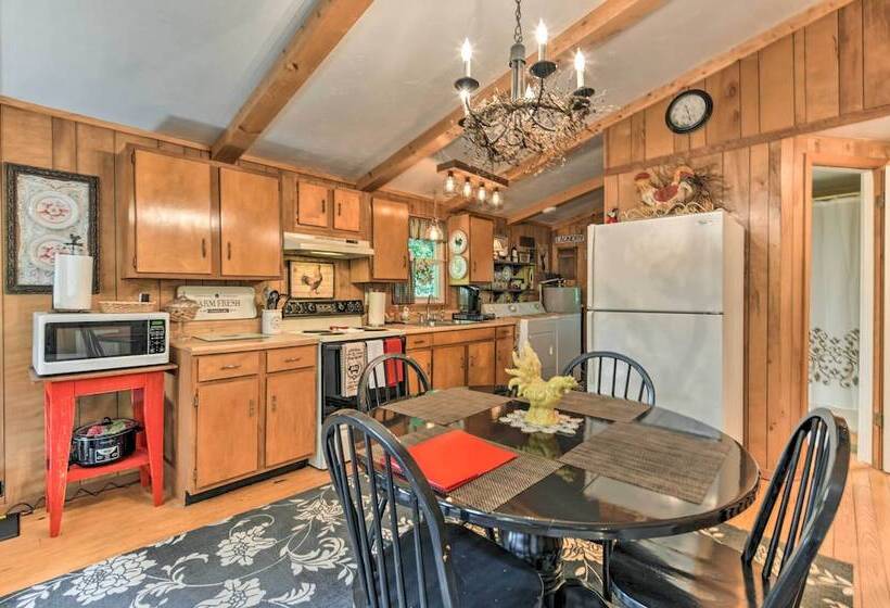 Smoky Mountain Cottage W/ Lanai & Mtn Views