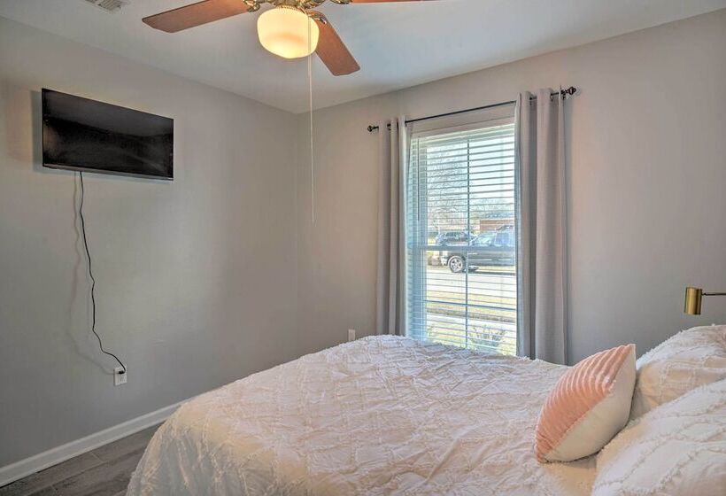 Updated Baton Rouge Home W/ Grill ~ 10 Mi To Dtwn!