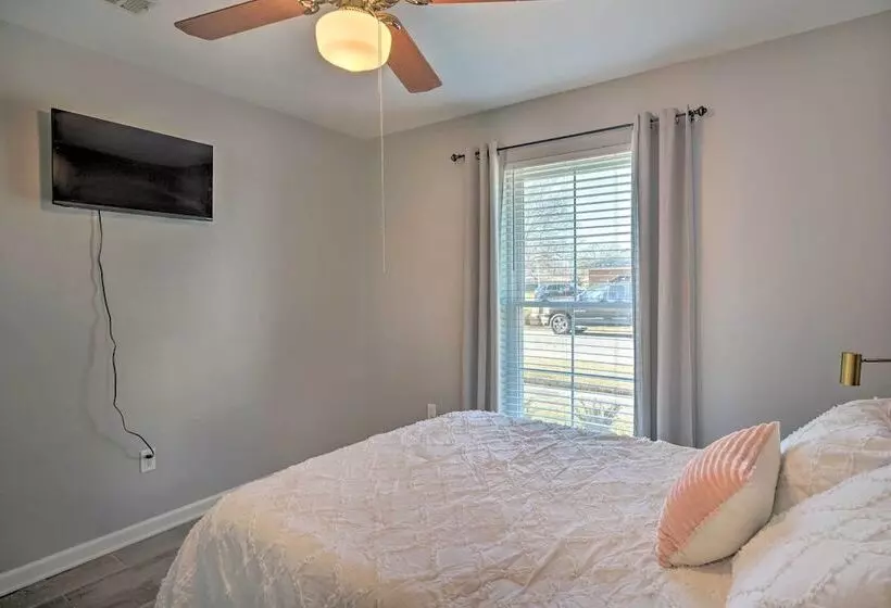 Updated Baton Rouge Home W/ Grill ~ 10 Mi To Dtwn!