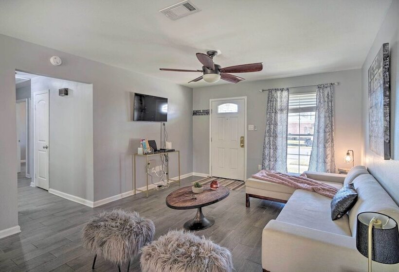 Updated Baton Rouge Home W/ Grill ~ 10 Mi To Dtwn!