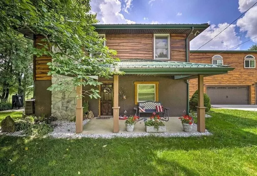 Updated Buckeye Lake Retreat W/ Game Room!