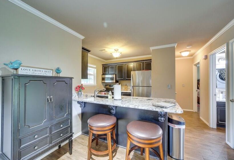 Grand Lake Cottage W/ Pool Access Near Shangri La!