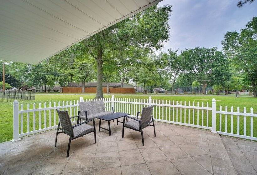 Grand Lake Cottage W/ Pool Access Near Shangri La!