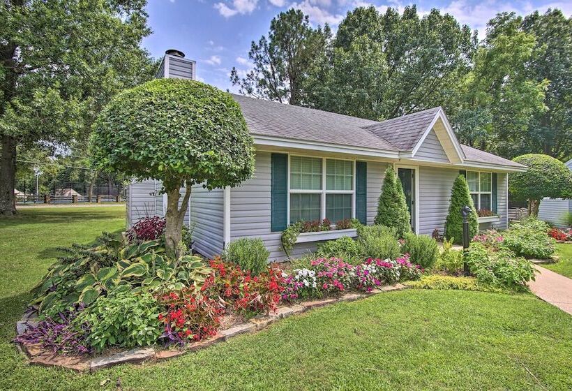 Grand Lake Cottage W/ Pool Access Near Shangri La!