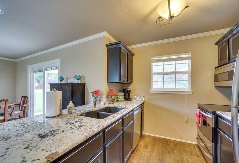 Grand Lake Cottage W/ Pool Access Near Shangri La!