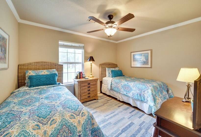 Grand Lake Cottage W/ Pool Access Near Shangri La!