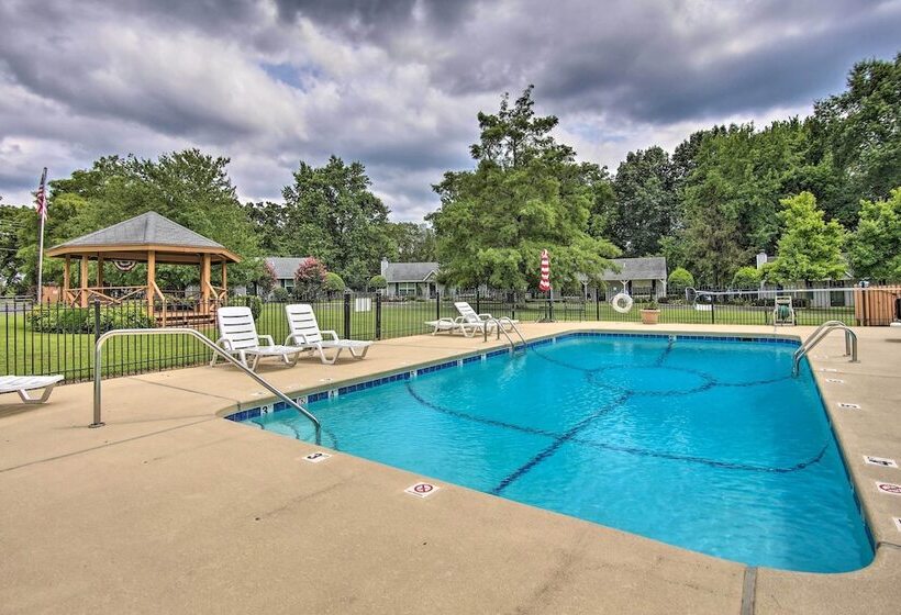 Grand Lake Cottage W/ Pool Access Near Shangri La!