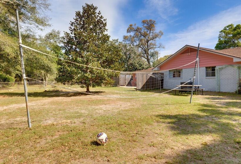 Vibrant Pass Christian Oasis 3 Blocks To Beach!