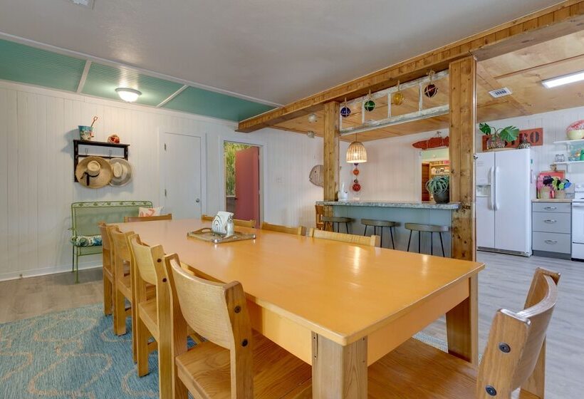 Vibrant Pass Christian Oasis 3 Blocks To Beach!