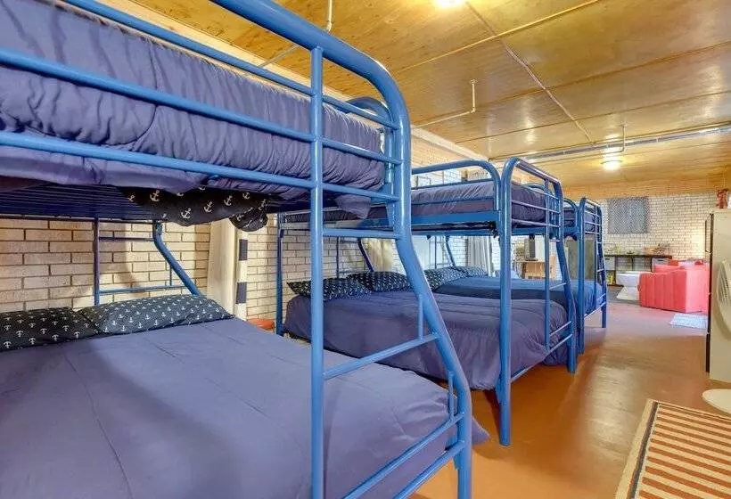 Vibrant Pass Christian Oasis   3 Blocks To Beach!