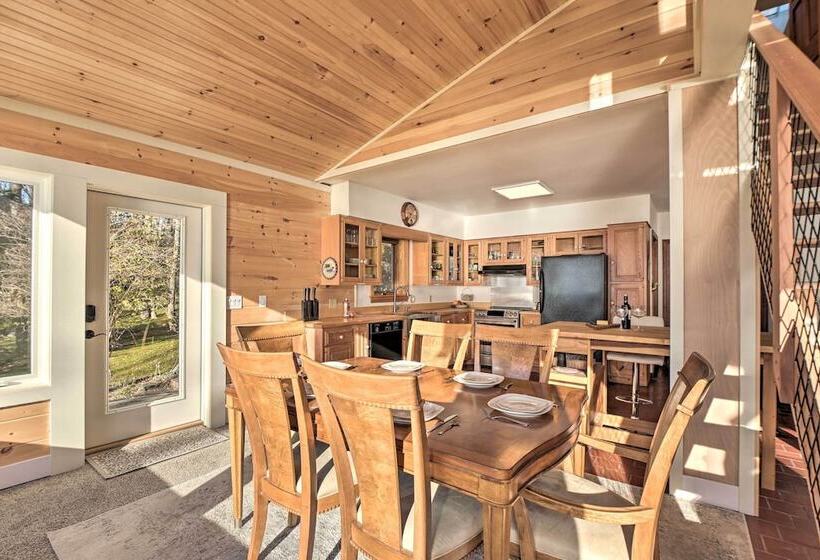 Oceanfront Frenchman Bay Home: Stunning View!