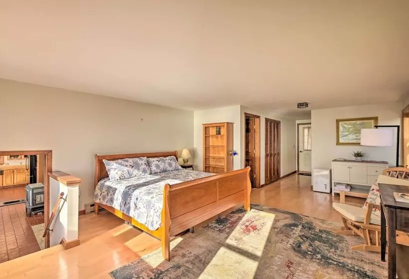 Oceanfront Frenchman Bay Home: Stunning View!