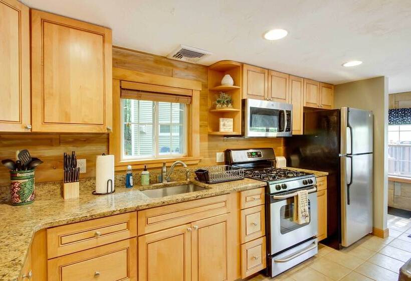 Laconia Home W/ Beach   1/2 Mi To Weirs Beach