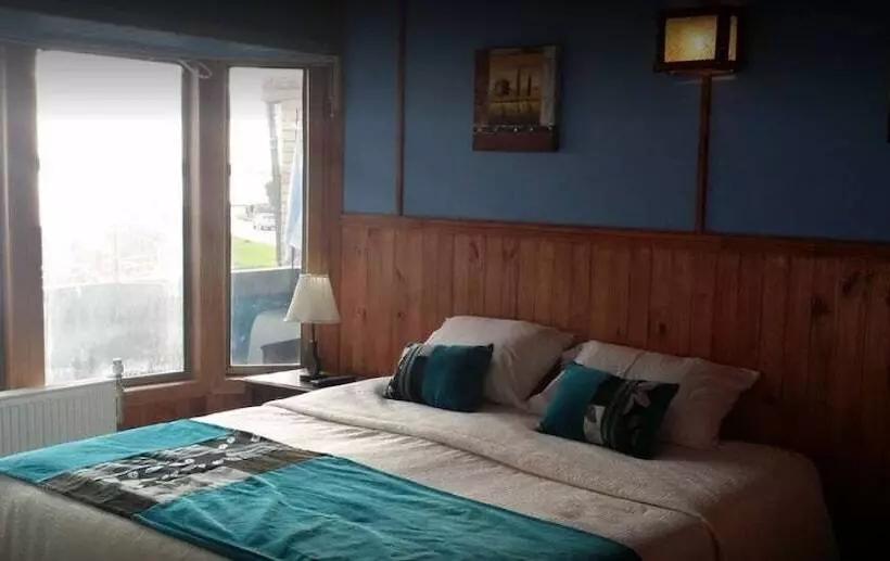Amable Hotel Don Lucas
