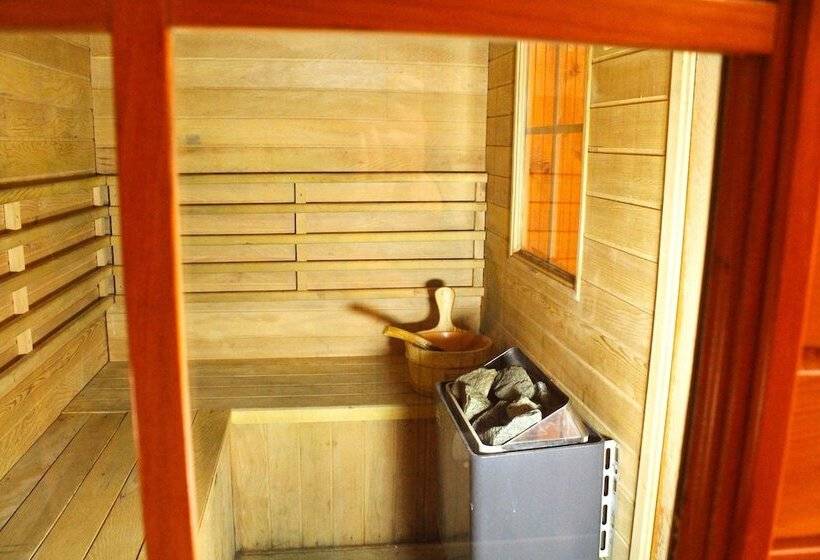 Amable Hotel Don Lucas