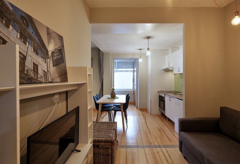 Aparthotel Oporto Entreparedes