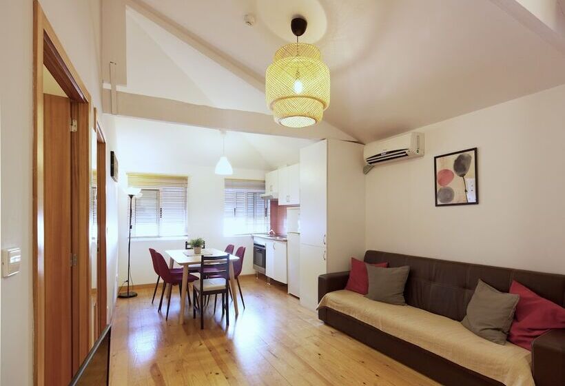 Aparthotel Oporto Entreparedes