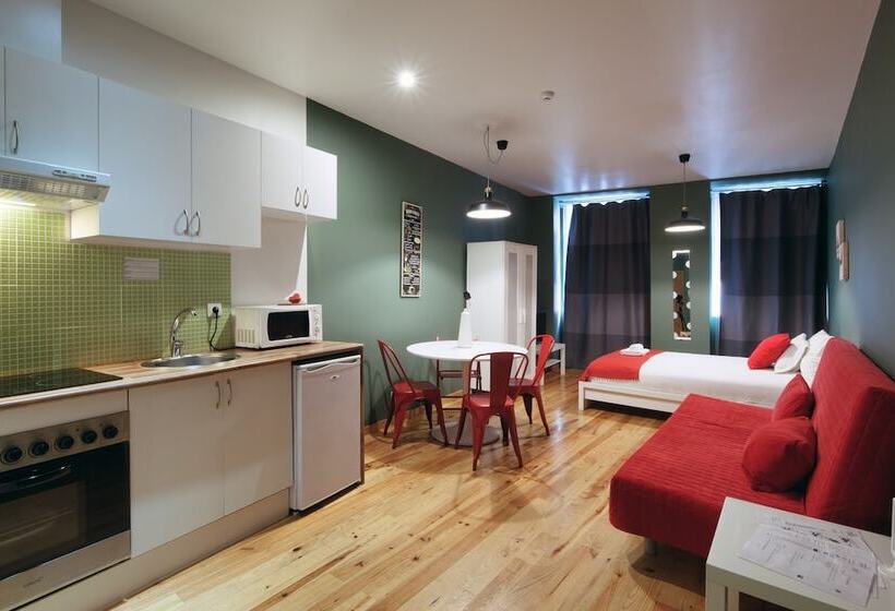 Aparthotel Oporto Entreparedes