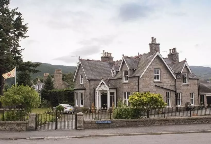 ベッドアンドブレックファースト Morven Lodge