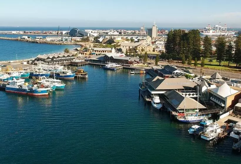 Fremantle Hostel