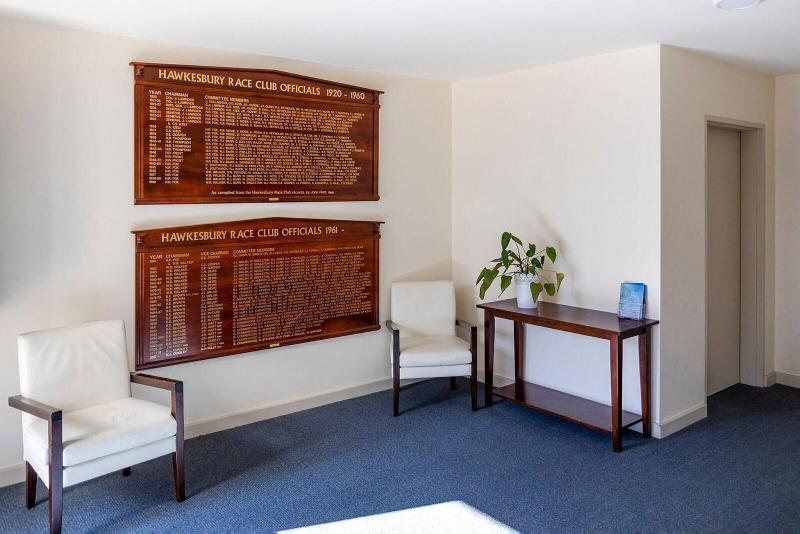 Hawkesbury Race Club Motel