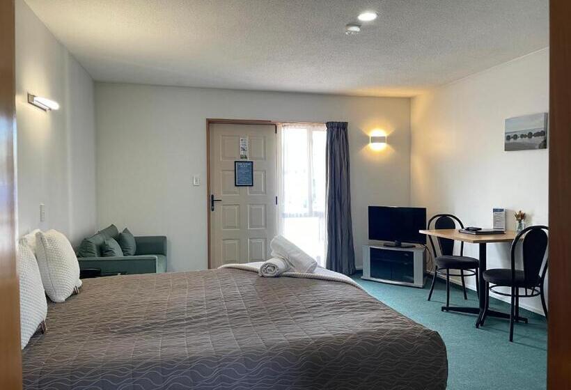 فندق Asure Ambassador Motor Lodge