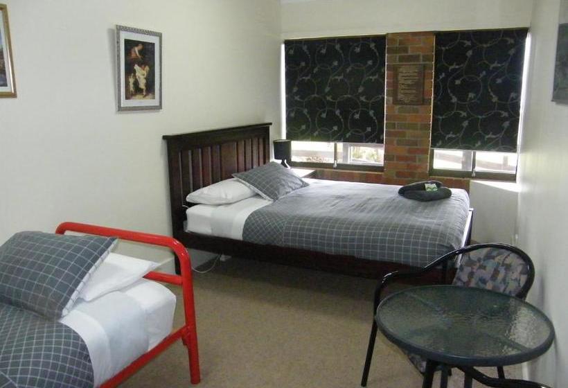 호텔 Boomers Guest House Hamilton