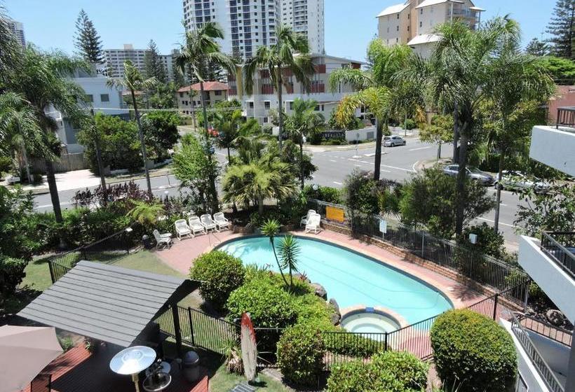 בית מלון כפרי Grangewood Court Apartments