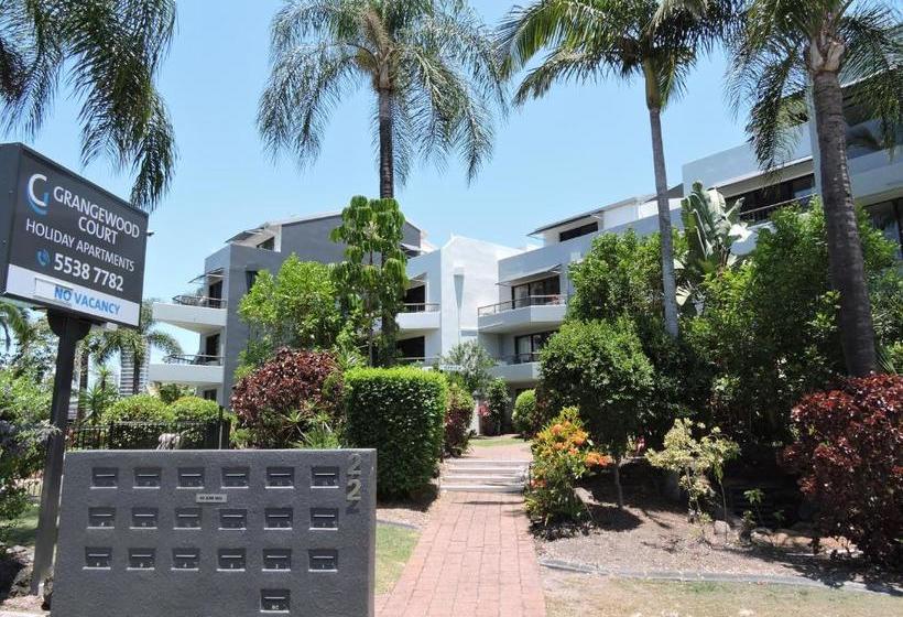 בית מלון כפרי Grangewood Court Apartments