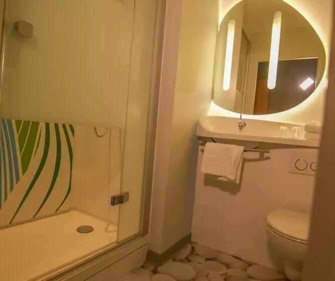 Hotel Ibis Budget Porte De Camargue