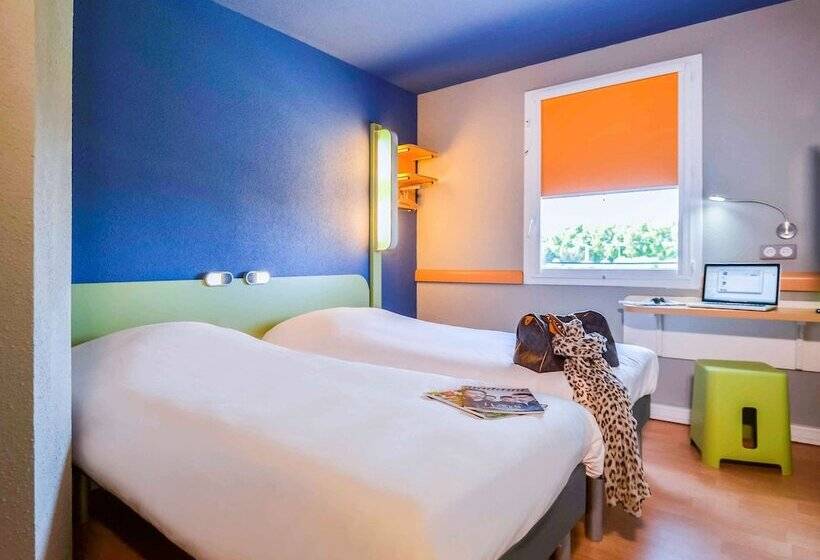 בית מלון כפרי Ibis Budget Porte De Camargue