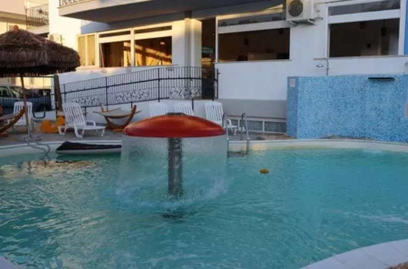 هتل Laguna Giardino