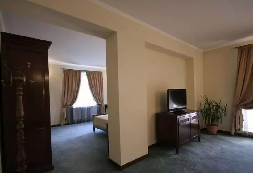 ホテル Pensiunea La Residenza